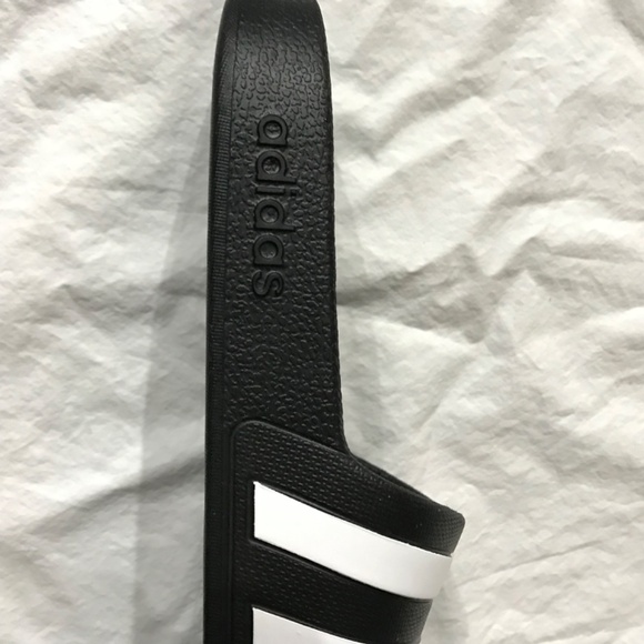 Adidas 3 Stripes Adilette Shower Slides Unisex Size 7 Black White - Picture 4 of 5